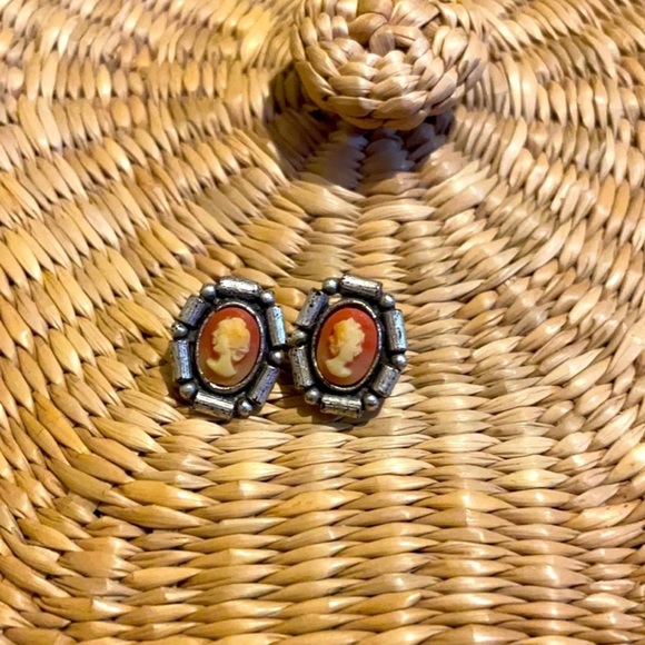 Earring Bundle - Womens Jewelry - Accessories - Gift Idea - Novelty - Picture 5 of 9